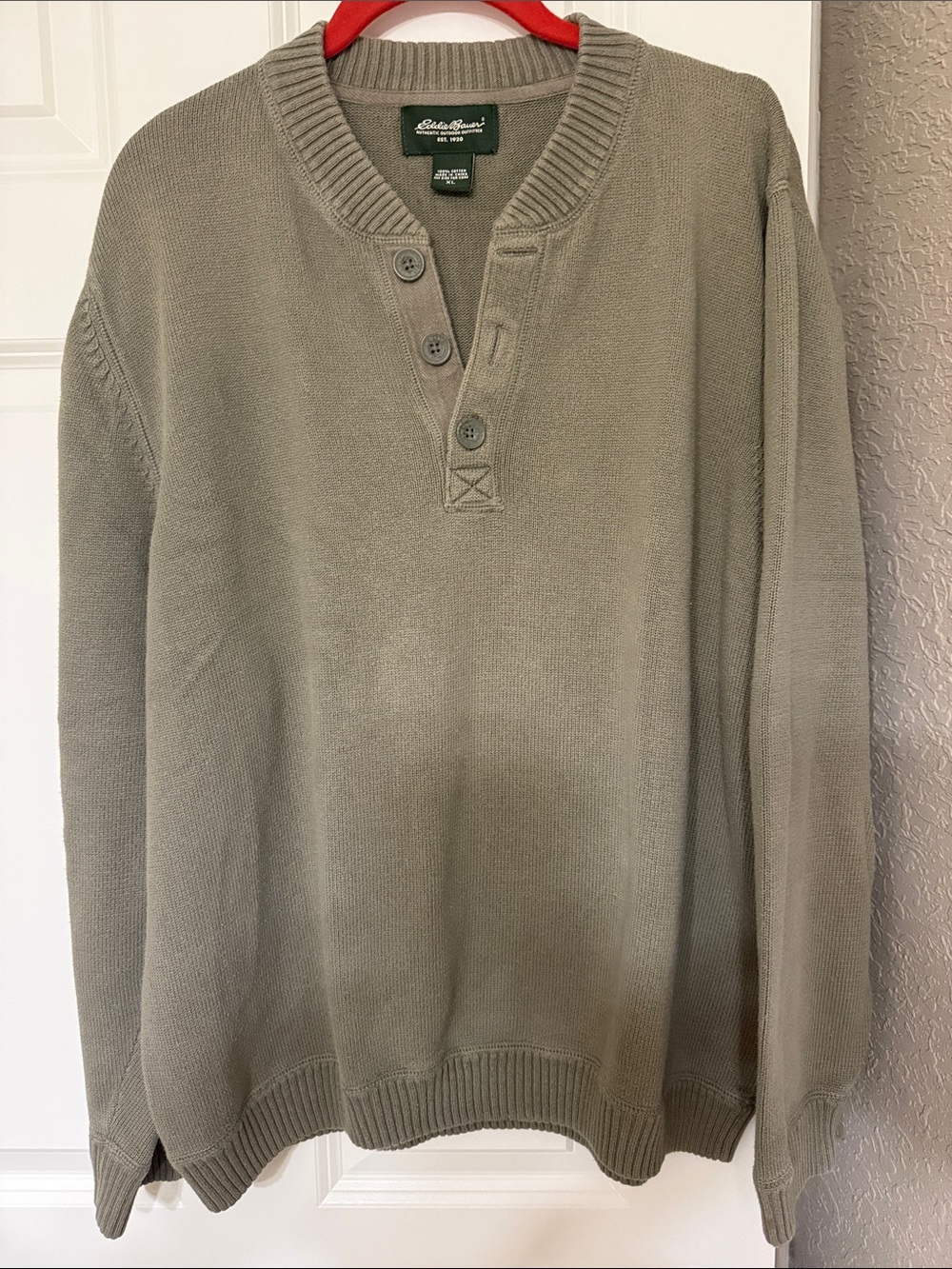 Eddie Bauer Men's Sage Green V-Neck Henley Sweater